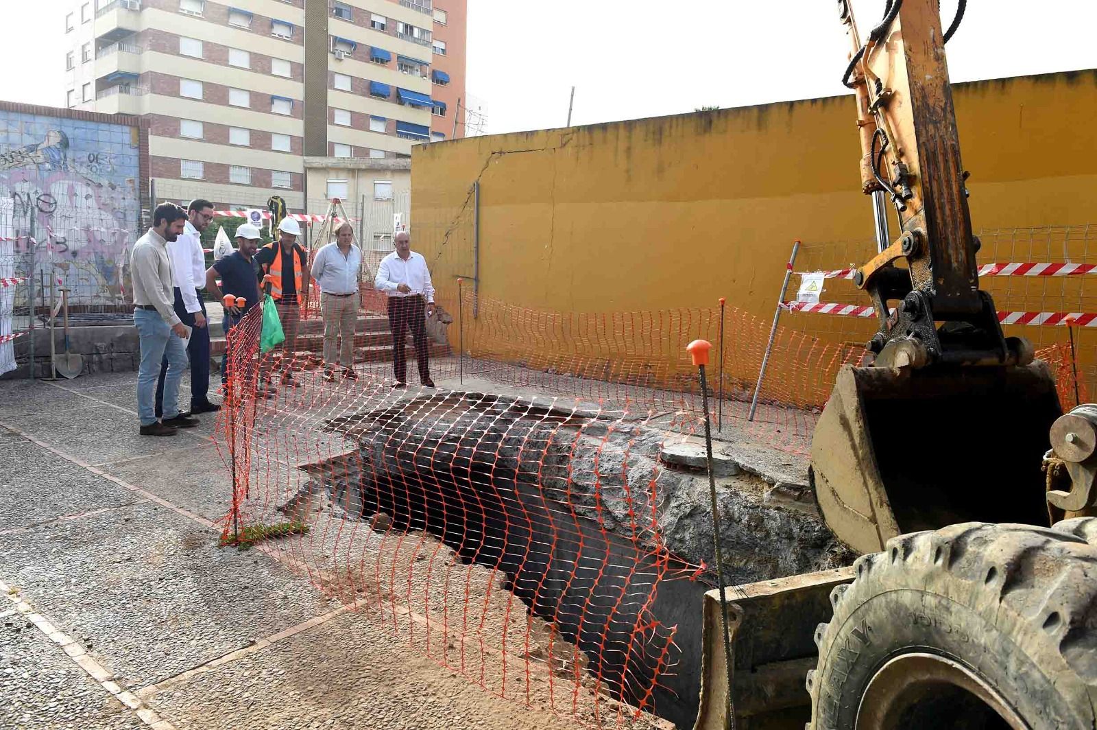 Algeciras retirará 3.000 toneladas de lodos del río de la Miel.