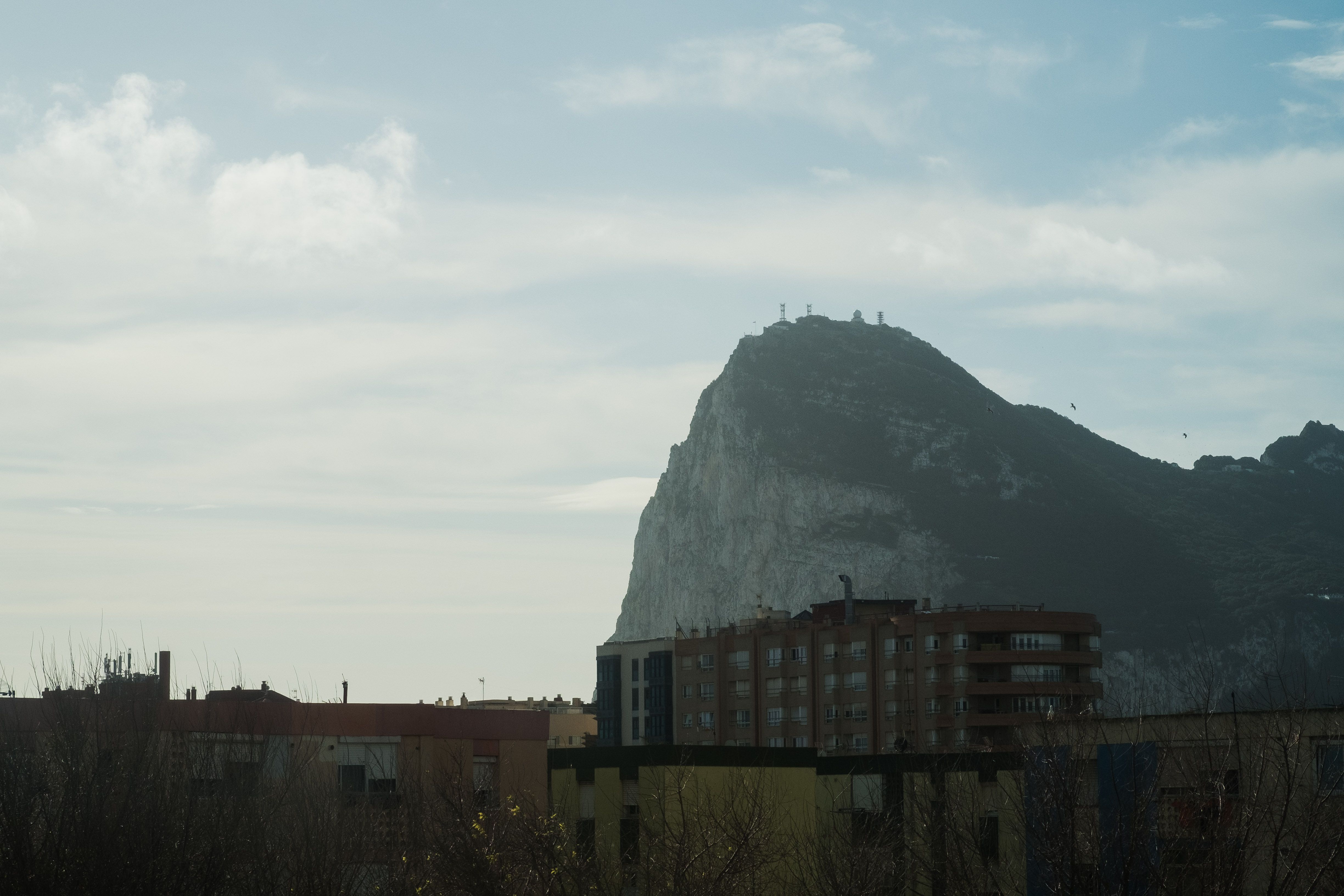 Gibraltar sigue pidiendo el arresto de un pescador de La Línea.