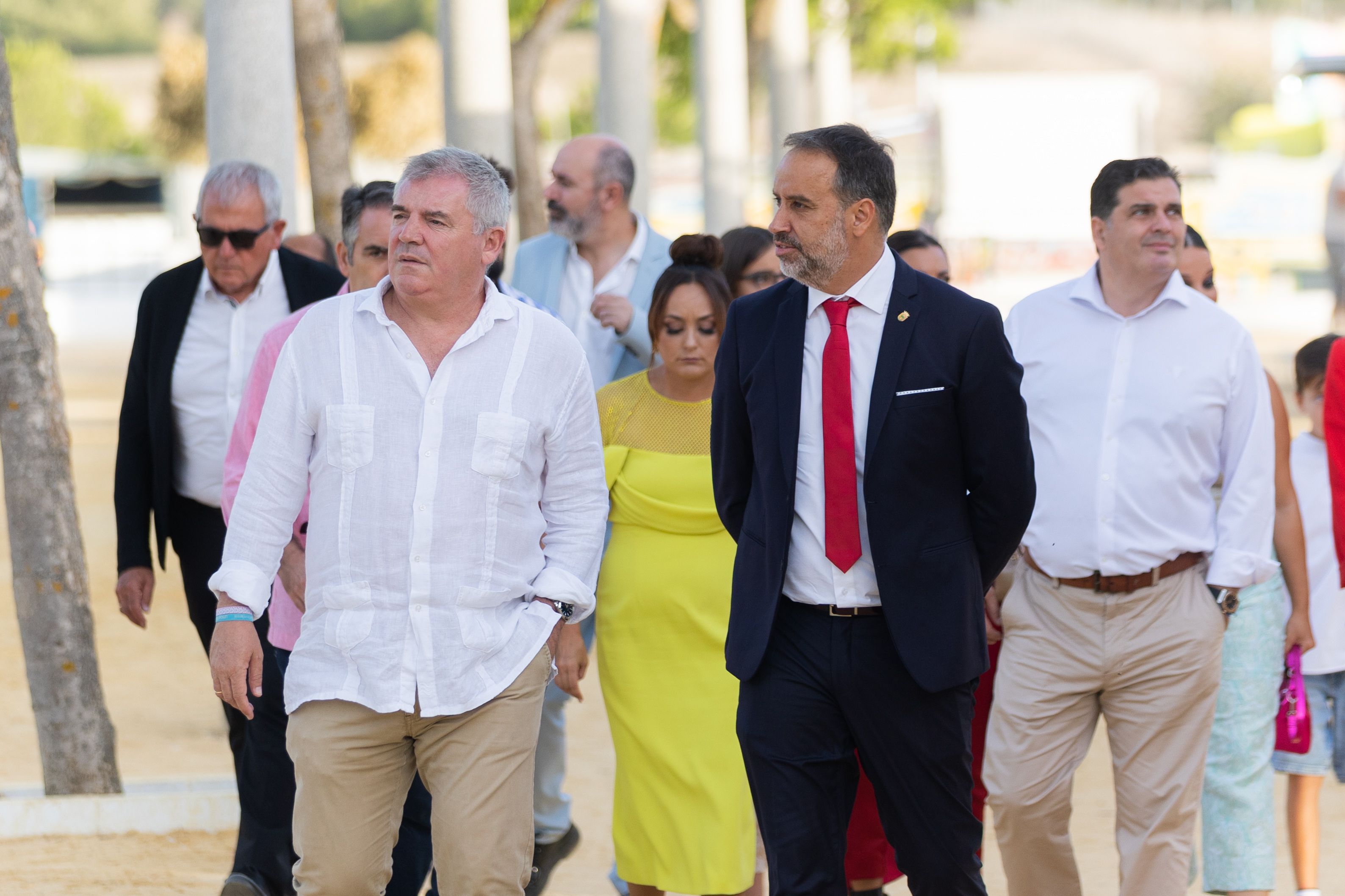 Entrega del racimo de oro en la feria de Trebujena 2023