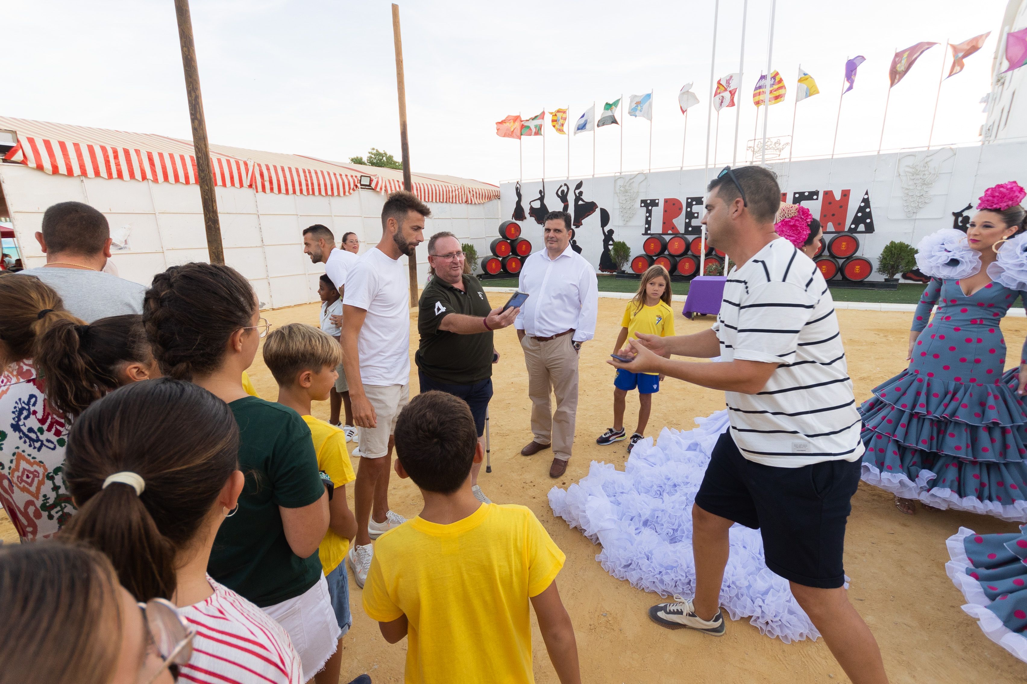 Entrega del racimo de oro en la feria de Trebujena 2023