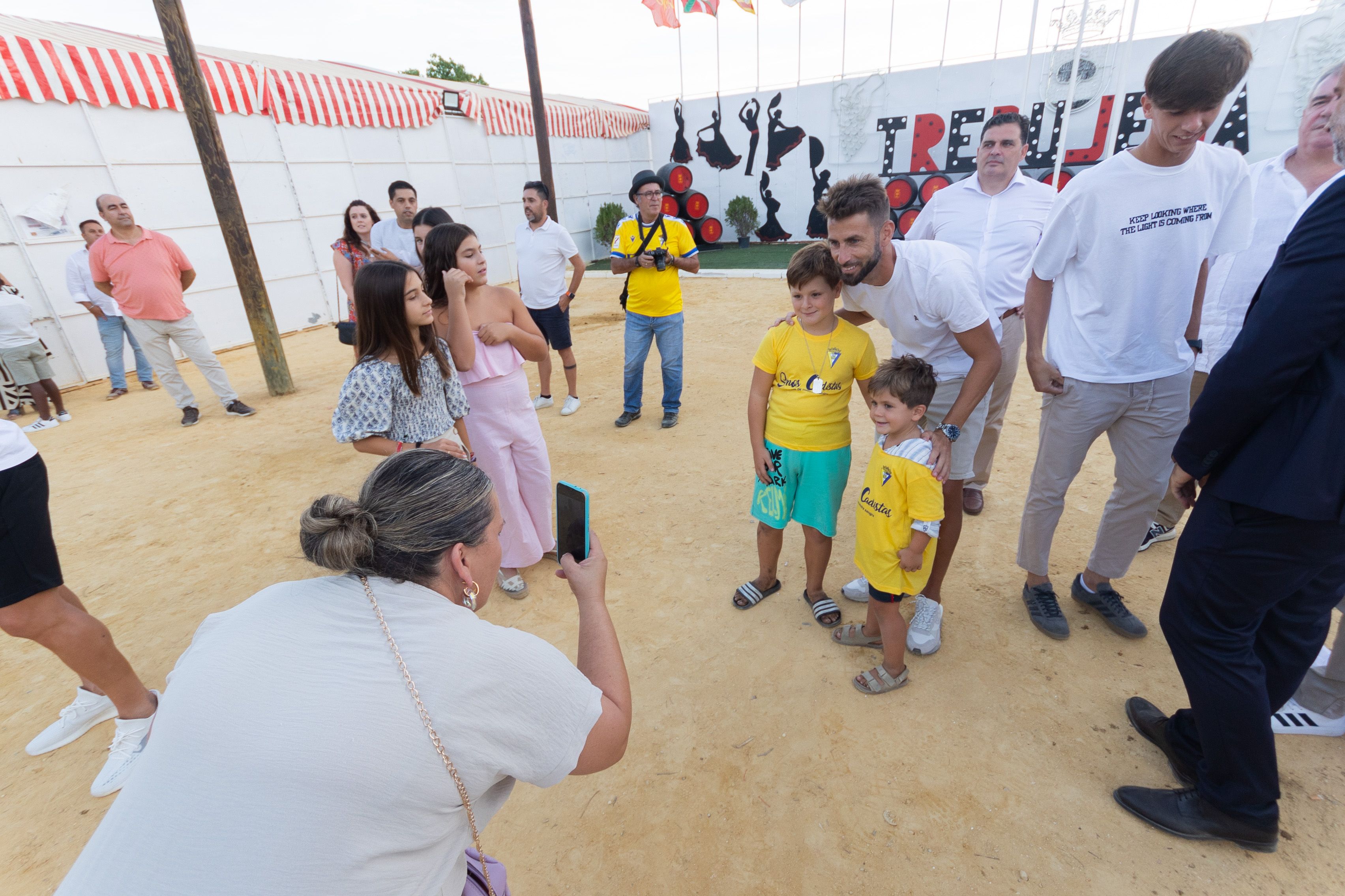 Entrega del racimo de oro en la feria de Trebujena 2023