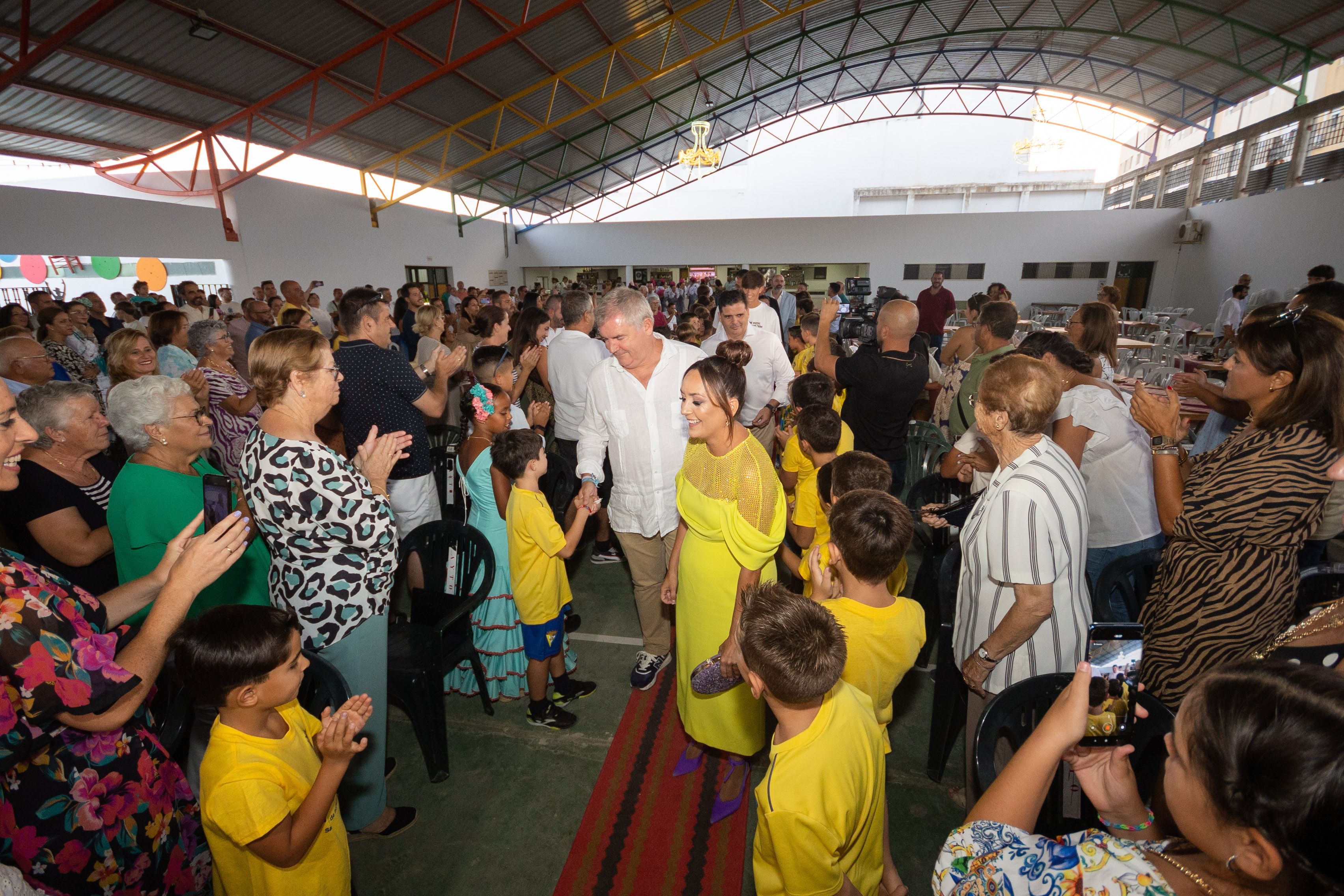 Entrega del racimo de oro en la feria de Trebujena 2023