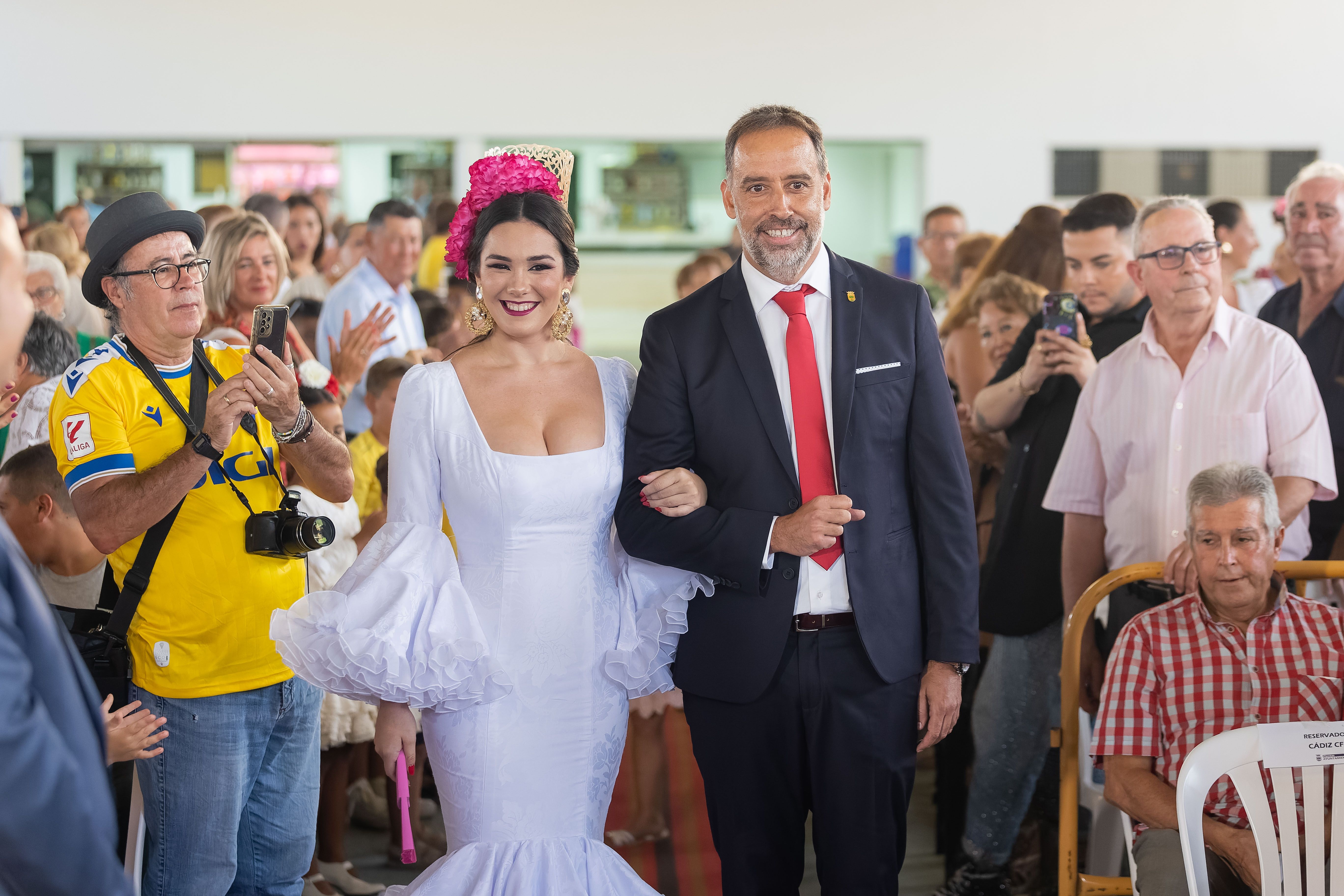 Entrega del racimo de oro en la feria de Trebujena 2023