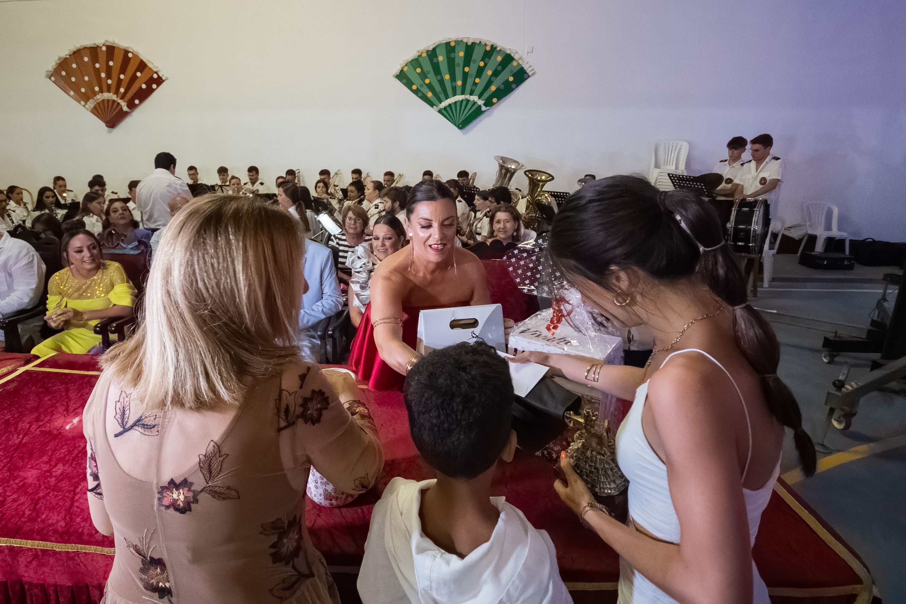 Entrega del racimo de oro en la feria de Trebujena 2023