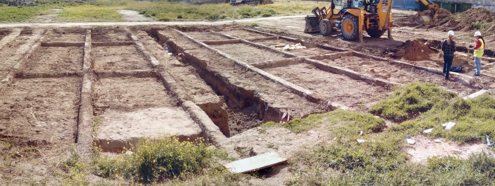 Trabajos en el cementerio de San José.