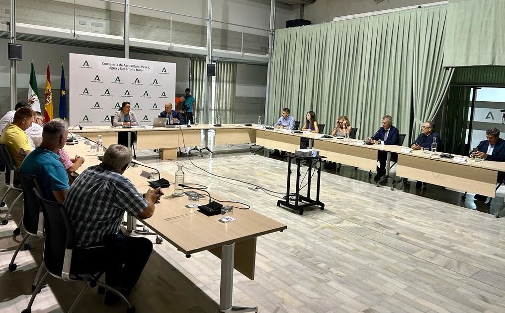 Reunión de la mesa interlocución pesquera.