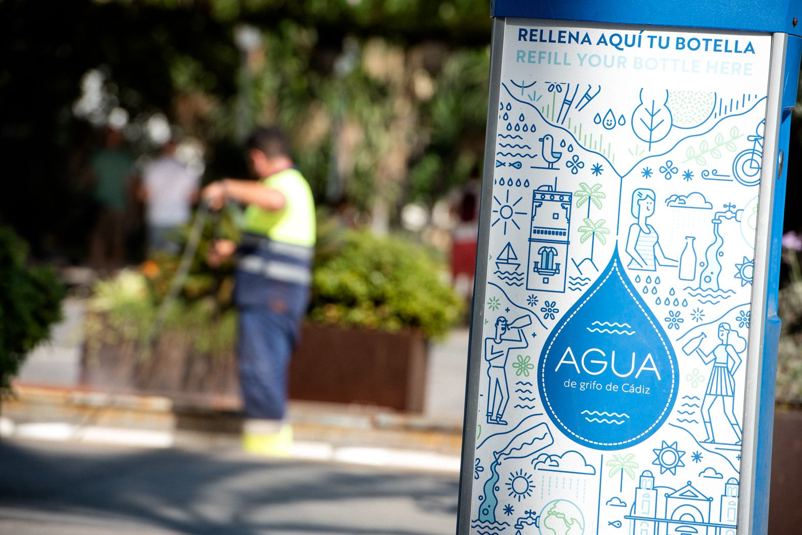 Aguas de Cádiz sube el recibo del agua.