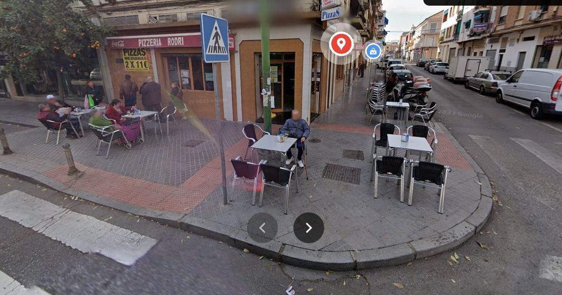 Los hechos ocurrieron en la terraza de este bar de la ciudad de Córdoba.
