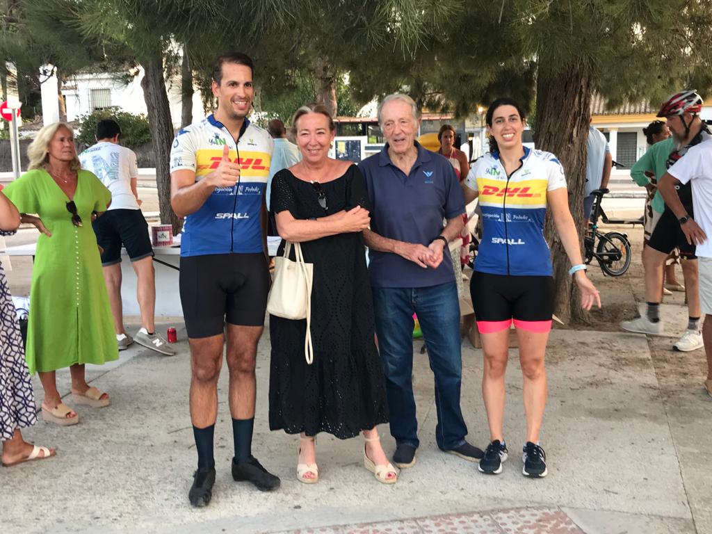 Guillermo Cuenca y la Asociación Pablo Ugarte, este viernes en El Puerto. 