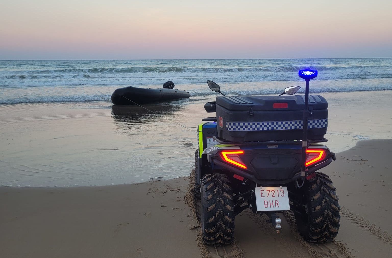 Localizan el cadáver de un migrante en la costa de Conil. 