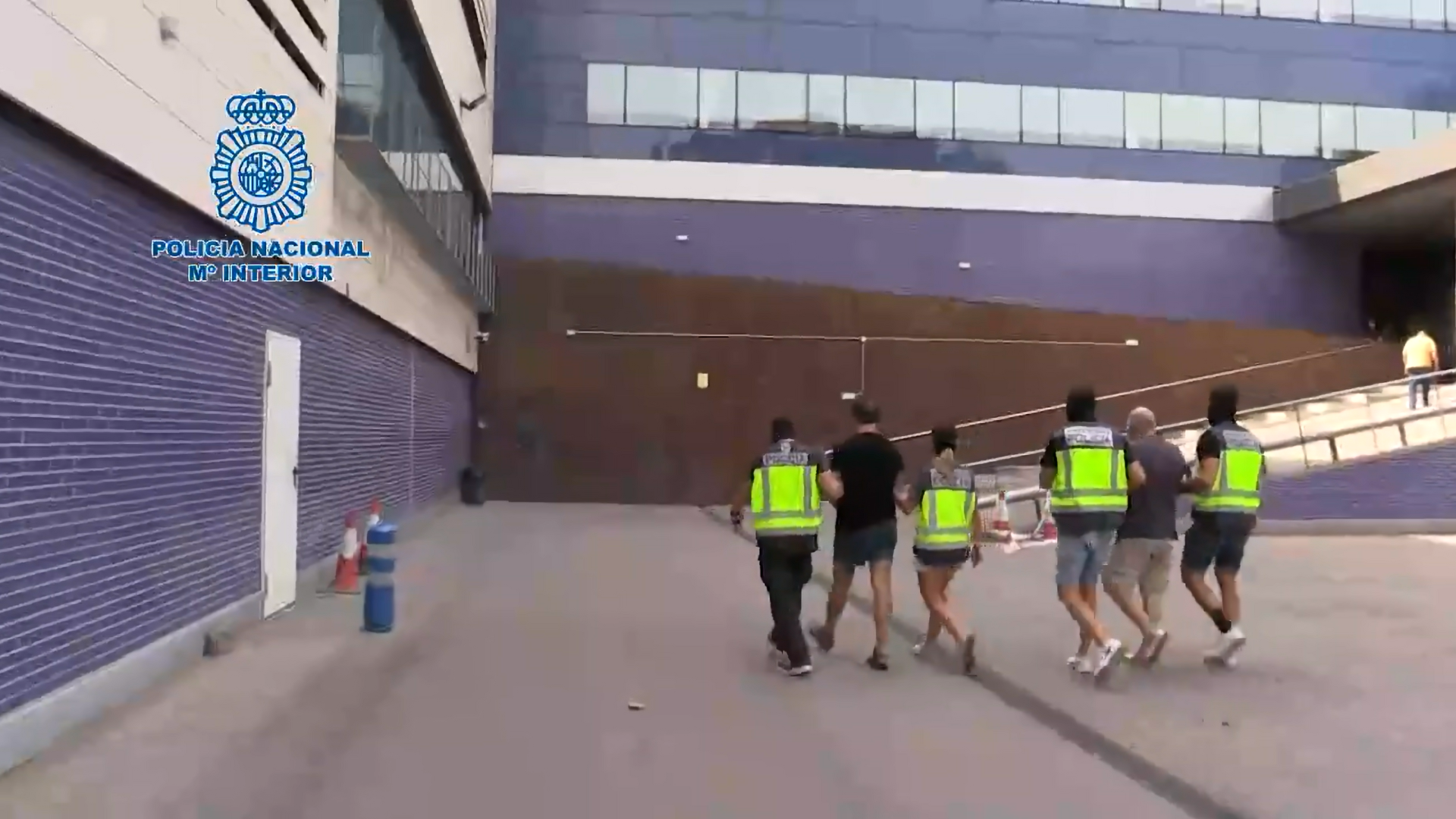 Imagen de los detenidos por intentar boicotear La Vuelta.