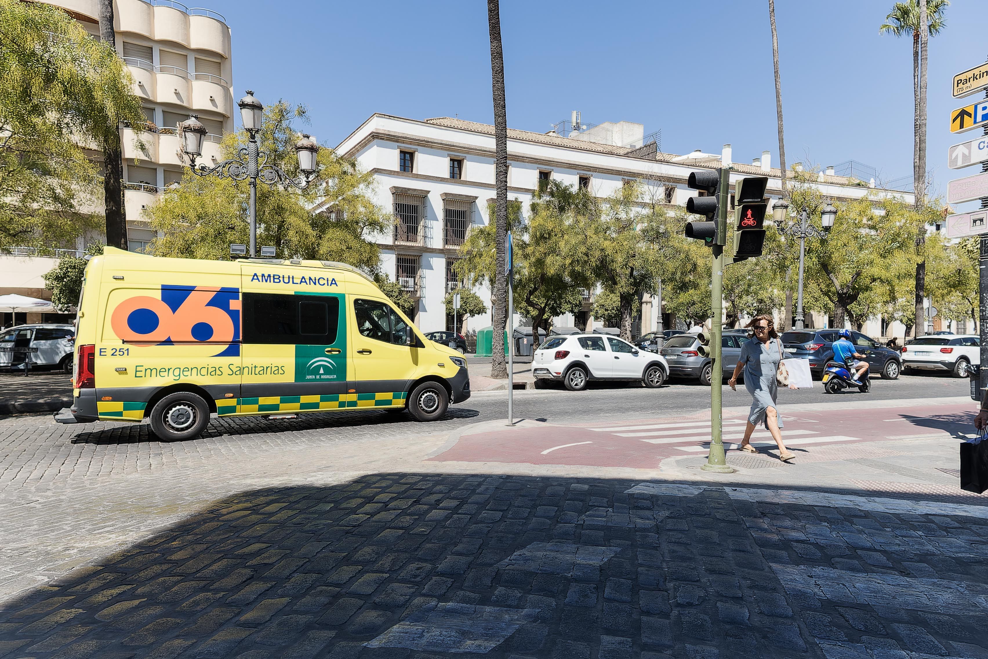 Ambulancia del 061 en Andalucía en una imagen reciente. 