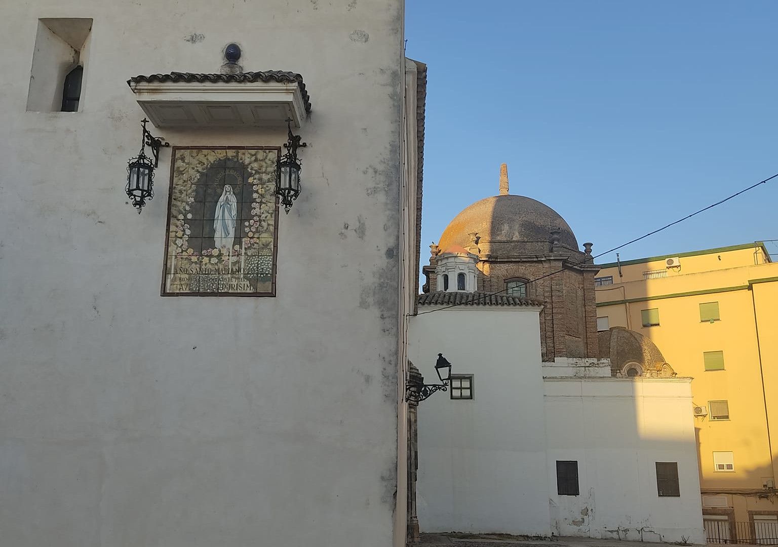 La Iglesia Mayor de Puerto Real que restauró el hermano de Manuel de Falla. FACEBOOK La Iglesia Mayor de Puerto Real que restauró el hermano de Manuel de Falla. FACEBOOK