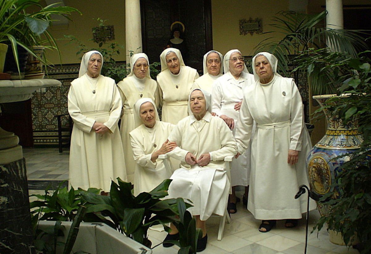 Las Siervas de Jesús de la Caridad de Sevilla hace unos años en el convento de la calle San Vicente. SJC Las Siervas de Jesús de la Caridad de Sevilla hace unos años en el convento de la calle San Vicente. SJC