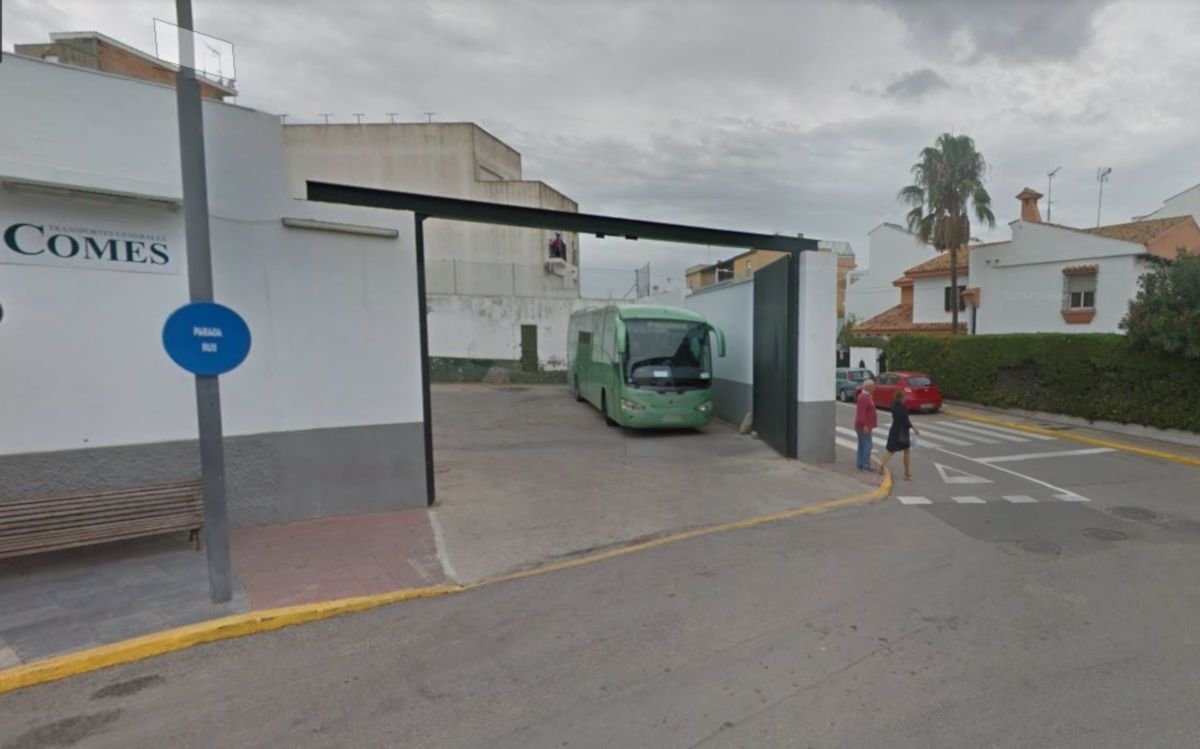 Entorno de la estación de autobuses de Barbate. 