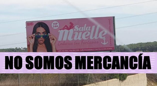 Valla retirada por el Ayuntamiento de Chiclana, en una imagen de la asociación Igualmente.