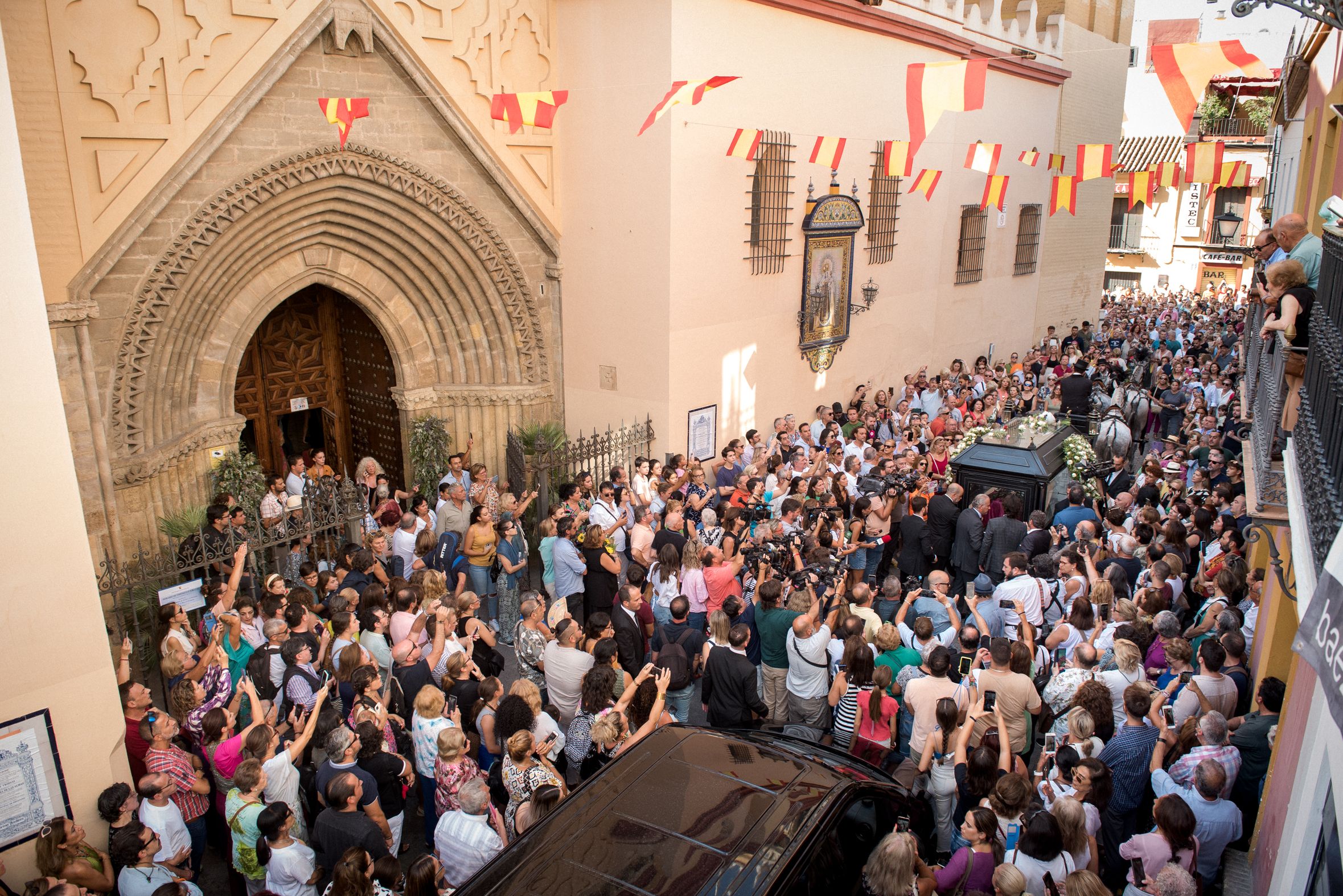 ENTIERRO DE MARIA JIMENEZ EN SEVILLA 