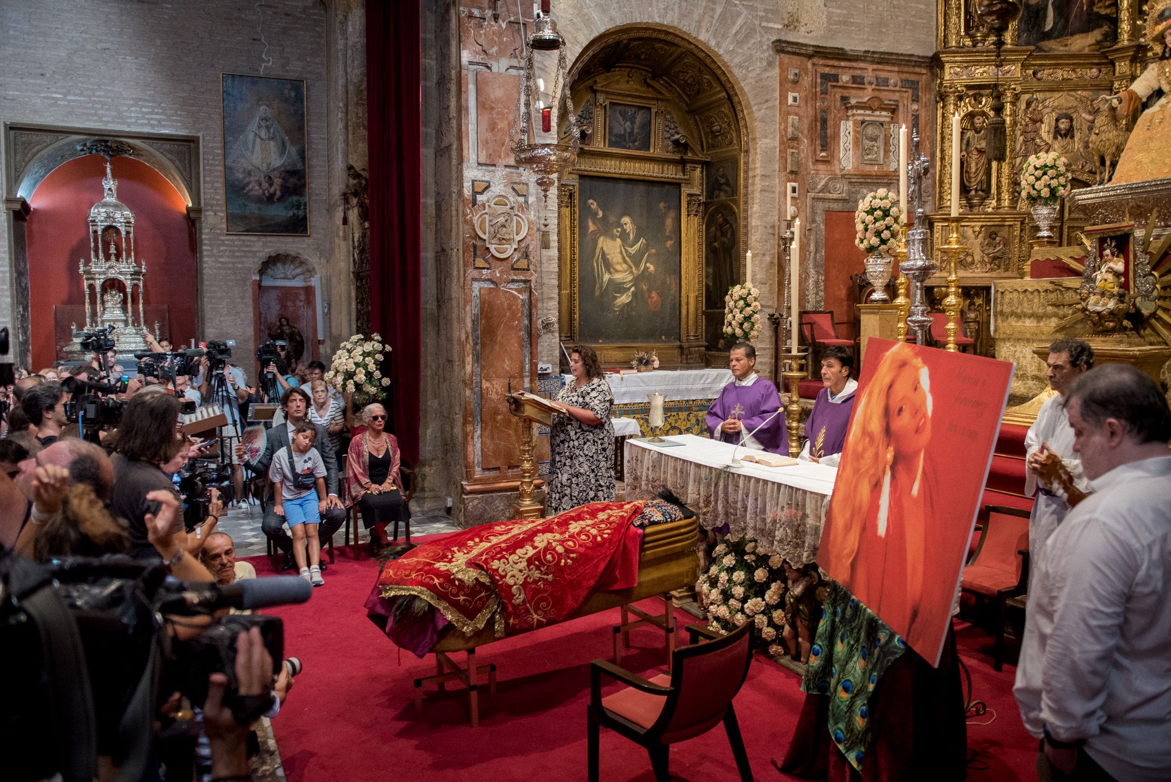 ENTIERRO DE MARIA JIMENEZ EN SEVILLA 