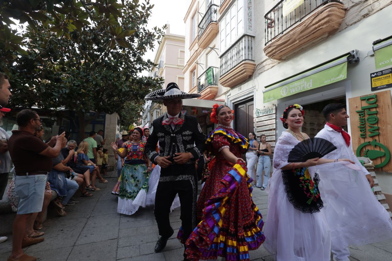 Desfile gran regata cadiz