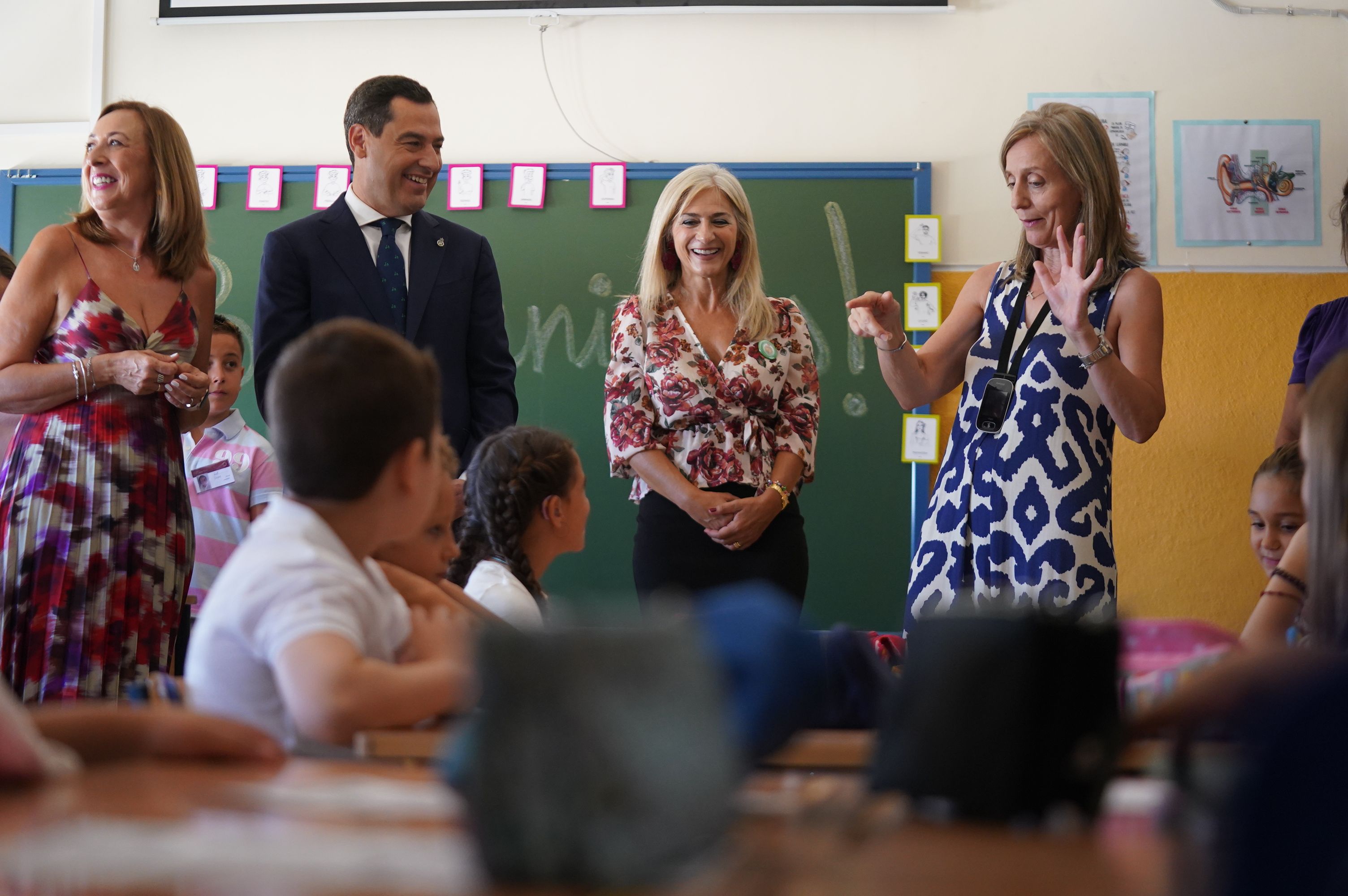 El presidente andaluz, en el comienzo del curso escolar en Jaén.
