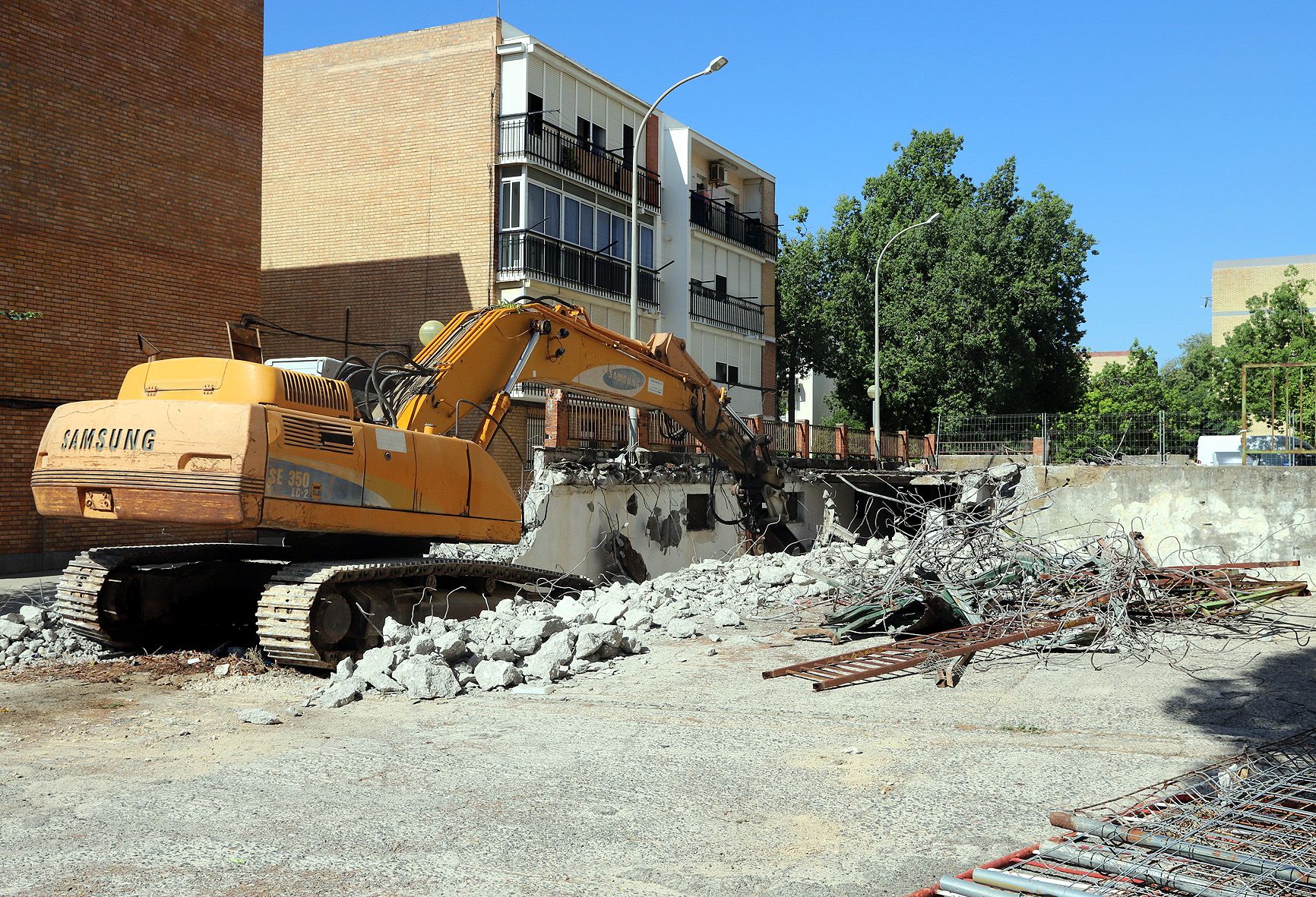 La remodelación y reurbanización del entorno de la plaza Venus.