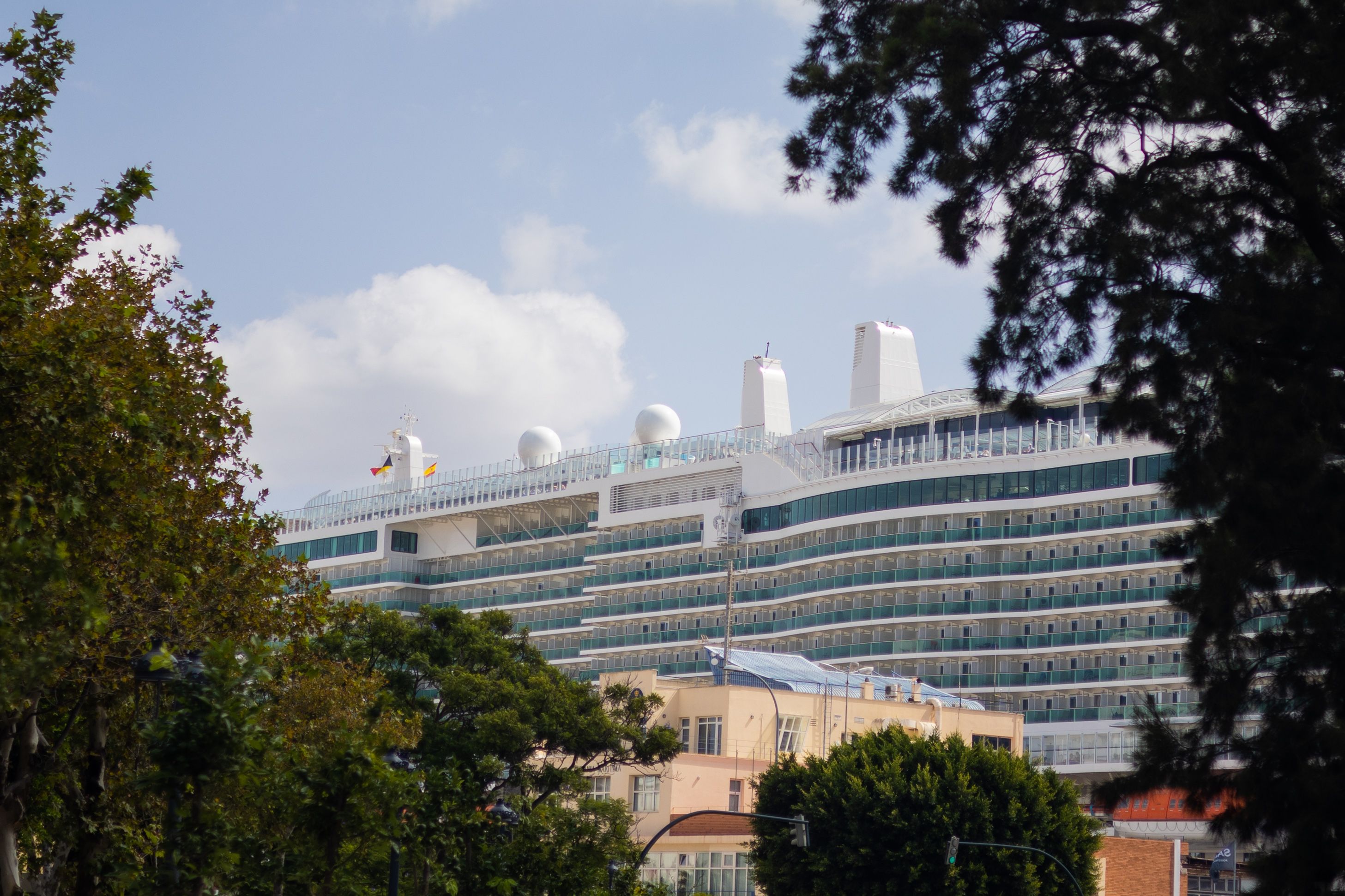 Un crucero en el Puerto de Cádiz.