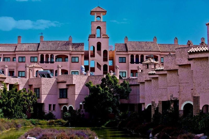 El hotel Bahía Sur, en una imagen reciente.