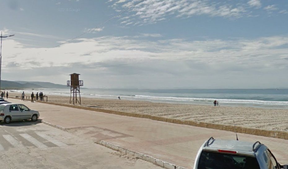 El paseo marítimo de Barbate, en una imagen del 112.