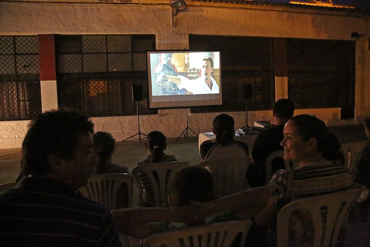 Imagen de archivo de un cine de verano.