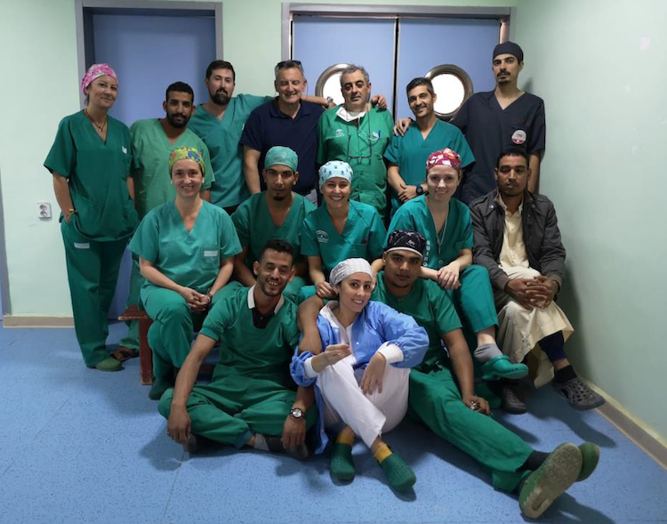 Profesionales sanitarios de los hospitales de Jerez y Algeciras, en Argelia. 