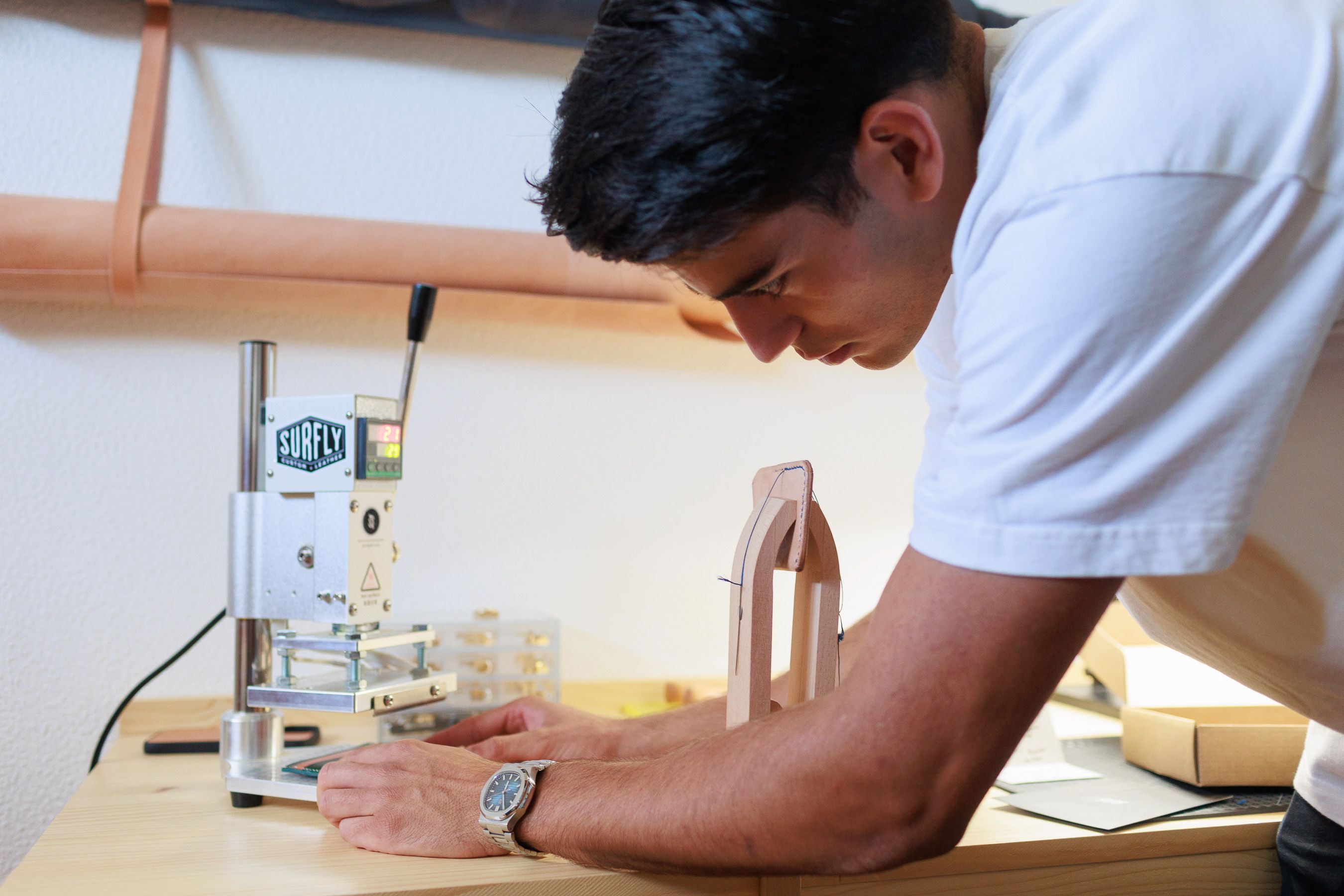 Máquina de estampación térmica que Pepe compró.