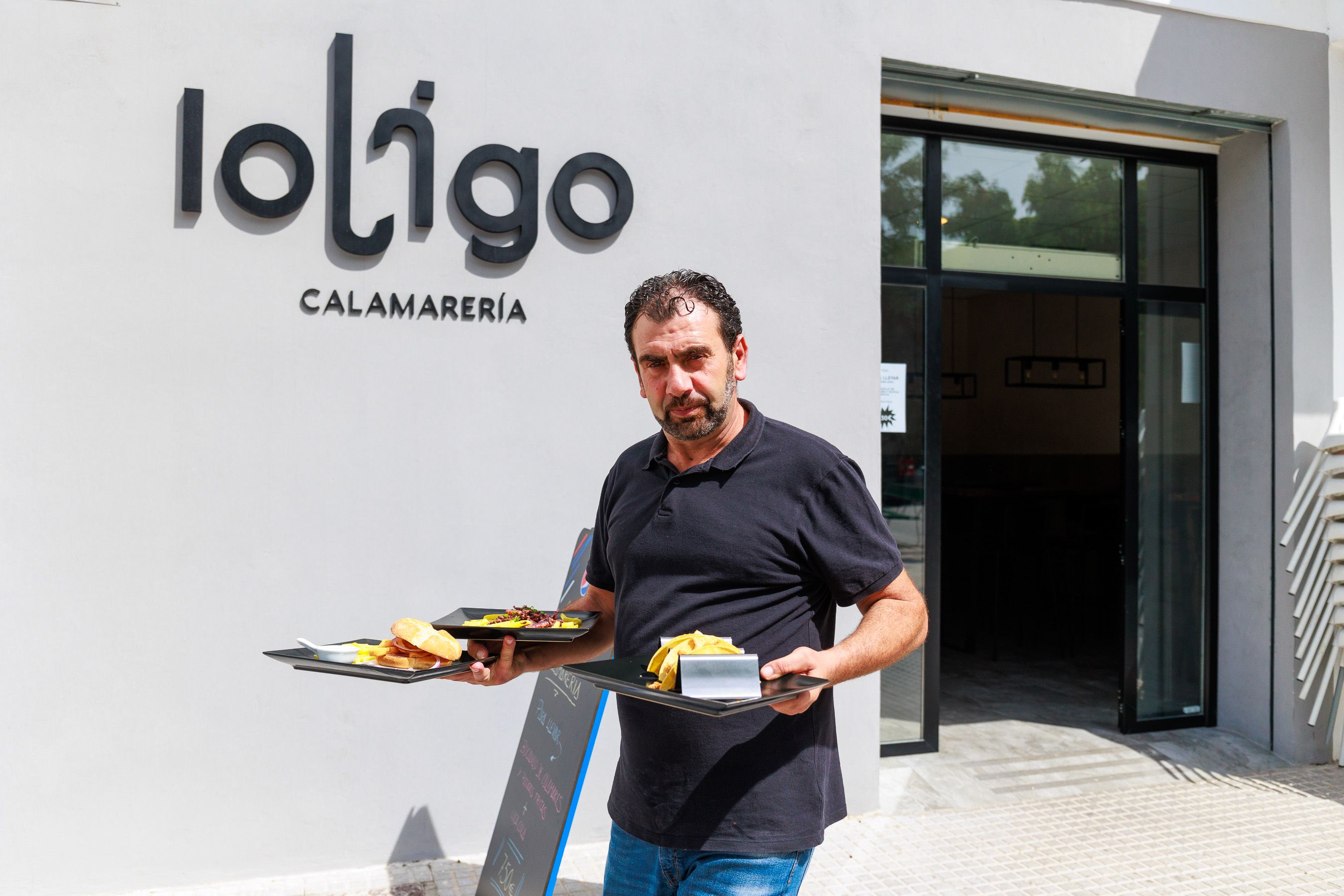 La calamarería ofrece platos variados hechos con su producto estrella.