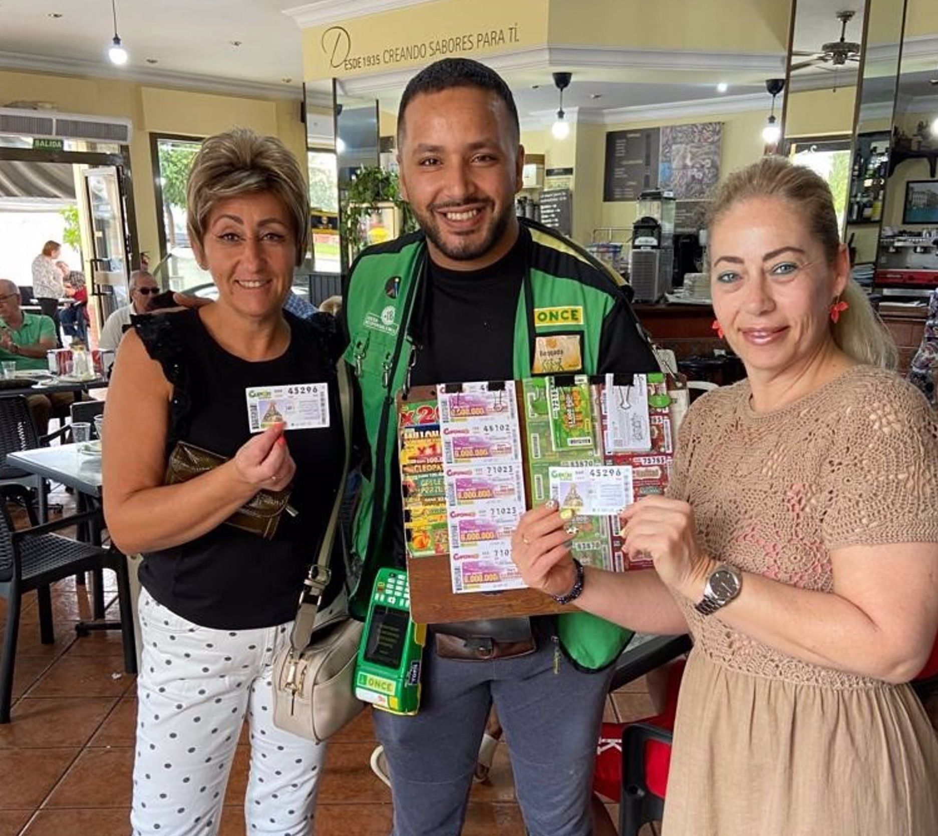  El Mehdi Beqqada reparte diez cupones de 35.000 euros en Mairena.