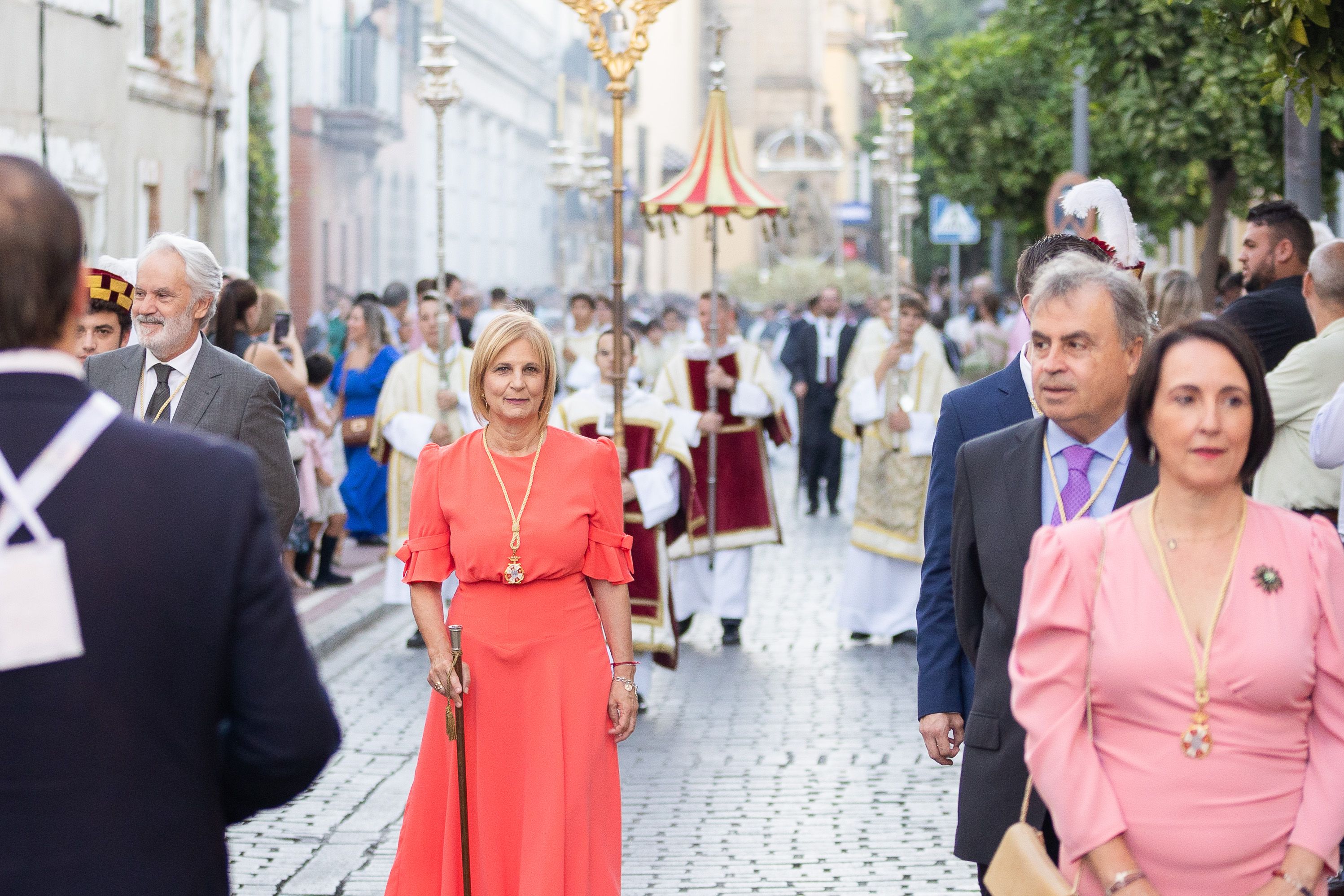 María José García-Pelayo y otros miembros de la corporación municipal.