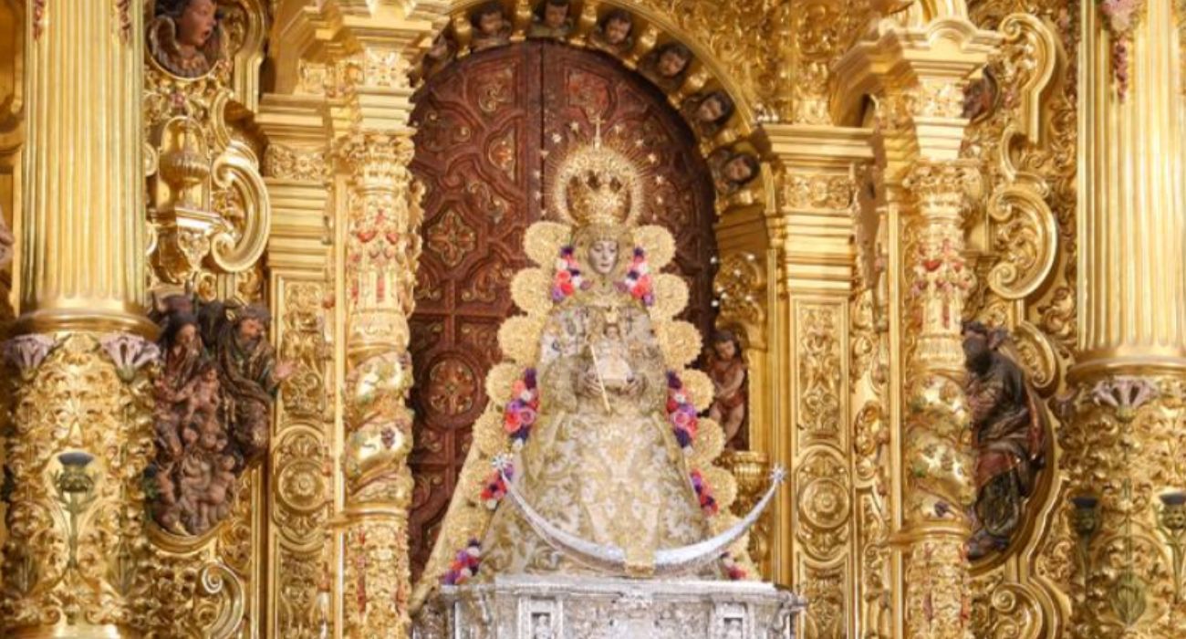La Virgen del Rocío será retirada al culto.