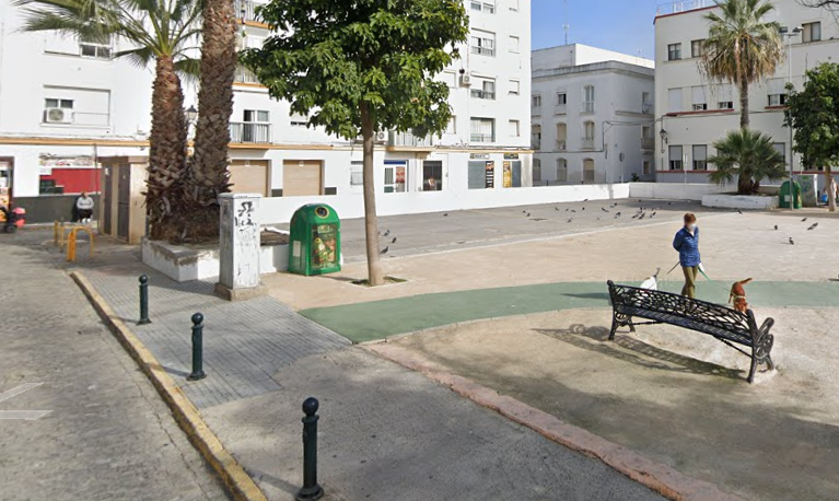 Plaza Manolo Santander de Cádiz, antes de la reforma. MAPS