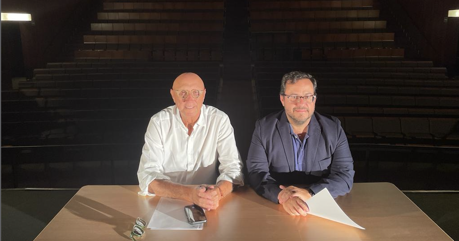 El delegado Enrique Iglesias junto a Antonio Ahucha en la presentación del programa. El delegado Enrique Iglesias junto a Antonio Ahucha en la presentación del programa.