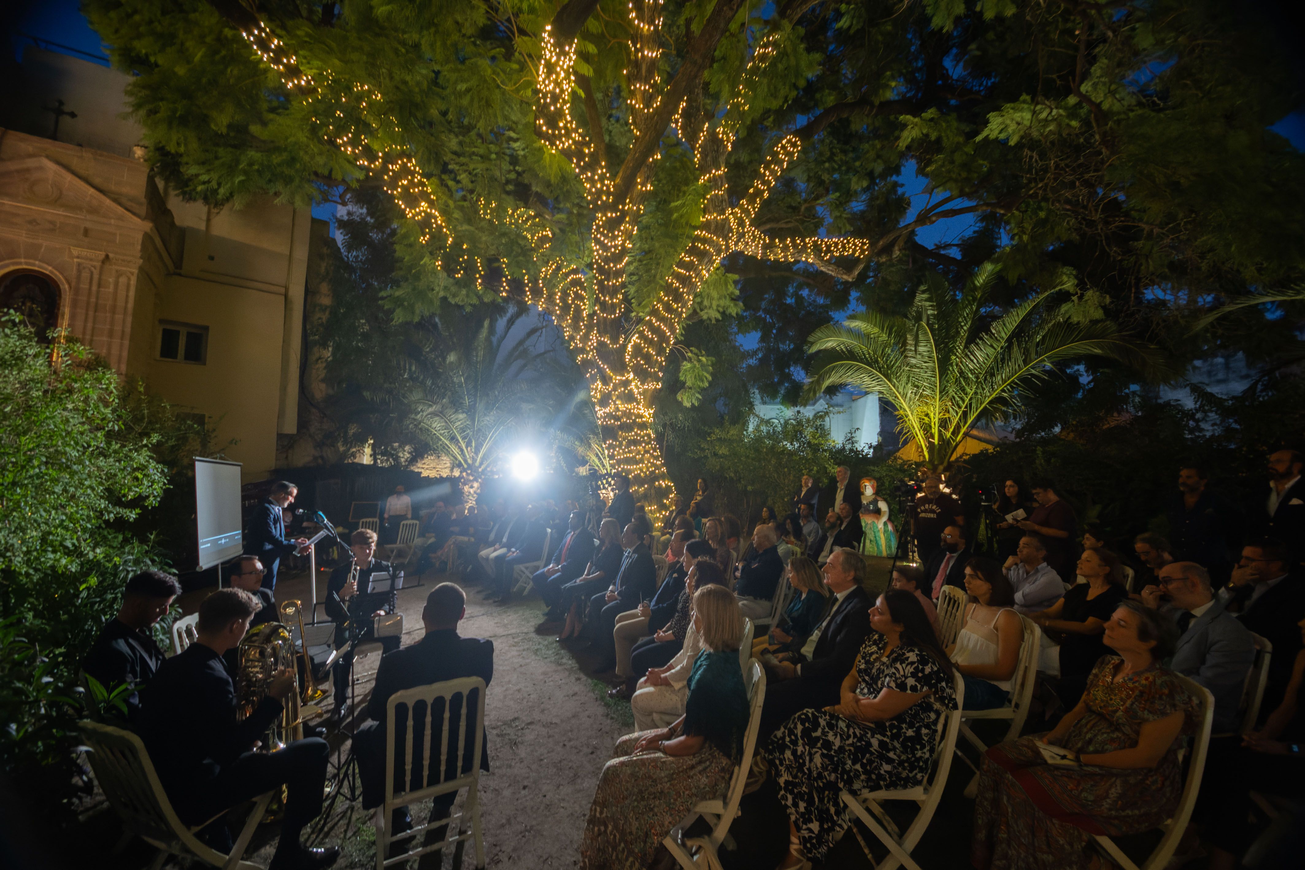 Acto presentación de la guía en el Hotel Maria Luisa.