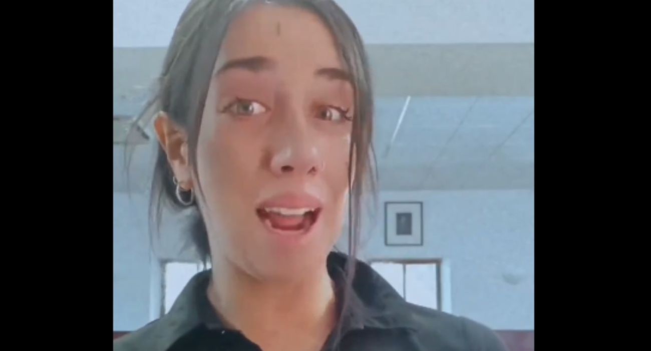 Una camarera ha expresado su indignación con algunos clientes.