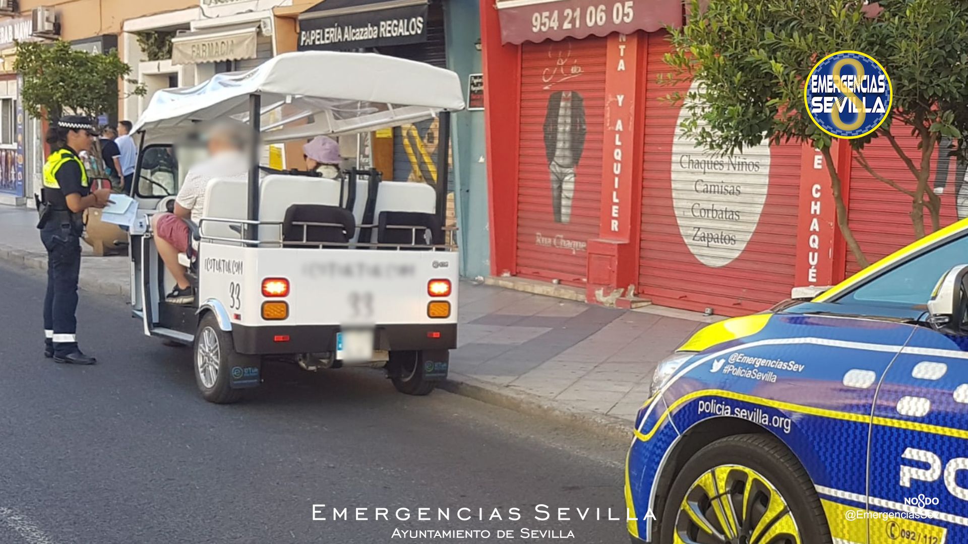 La Policía Local denuncia los nuevos 'tuk tuk' de Sevilla.