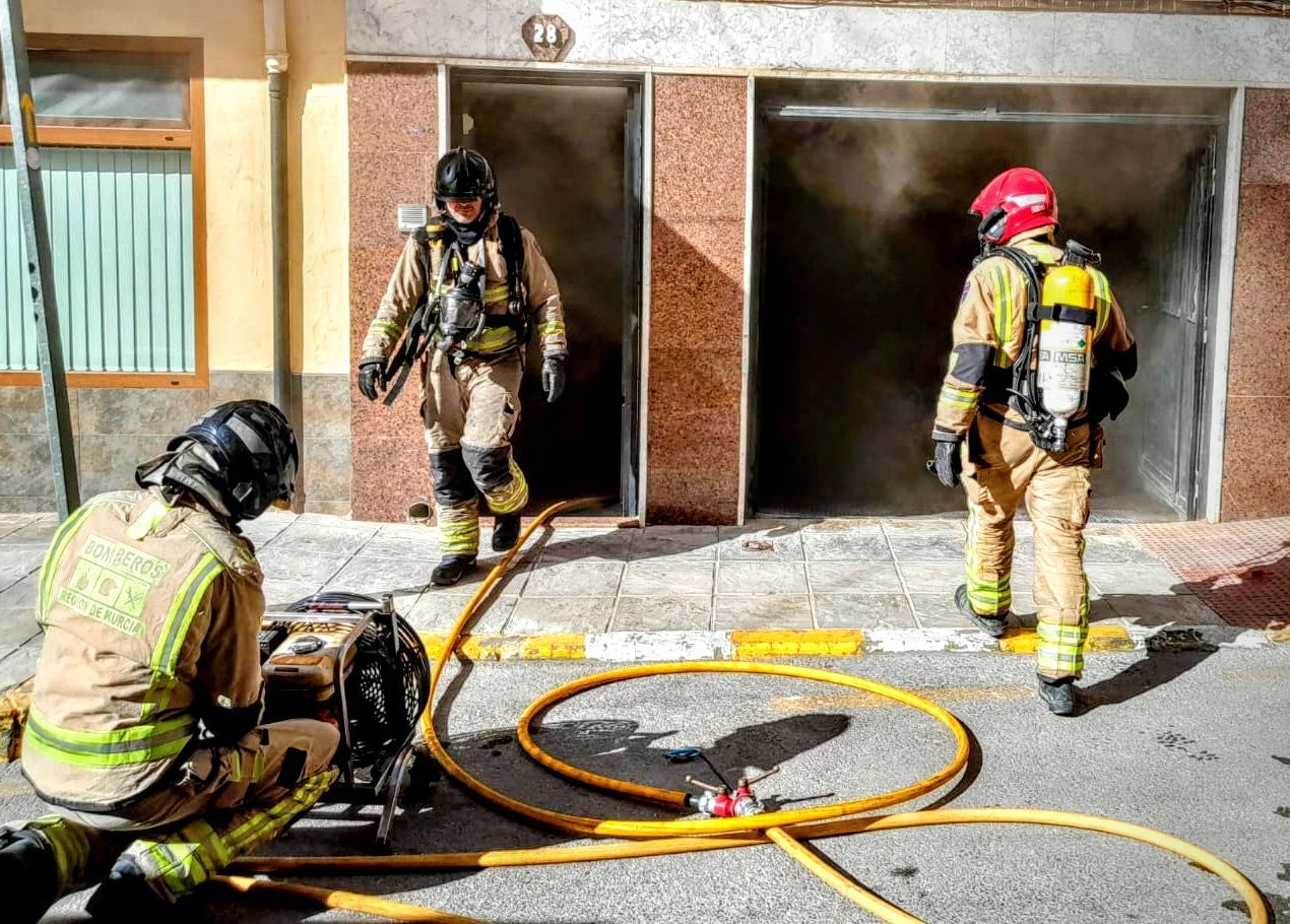 Actuaciones de bomberos en la discoteca de Murcia, en una imagen del 112.