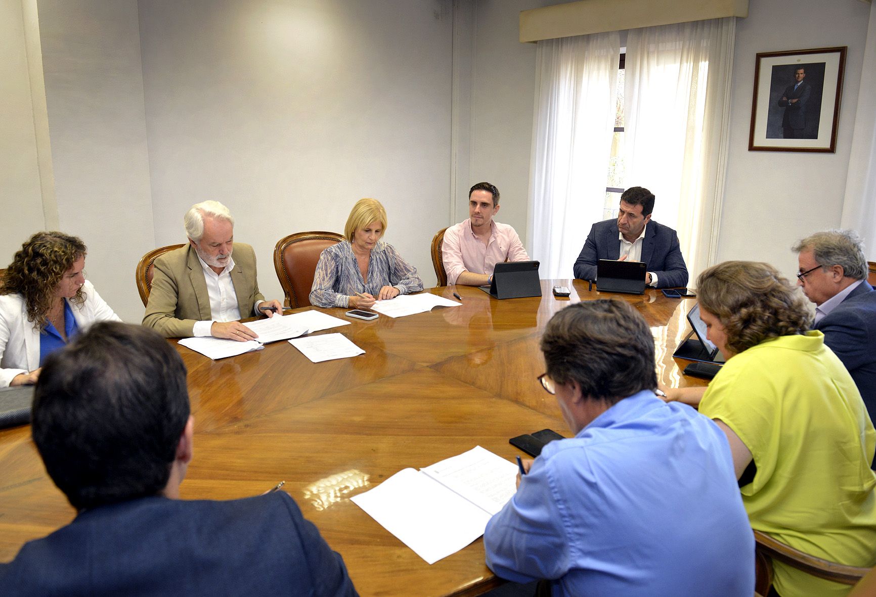 Reunión de la Junta de Gobierno Local en la que se aprobaron las fechas de Vinoble 2024.