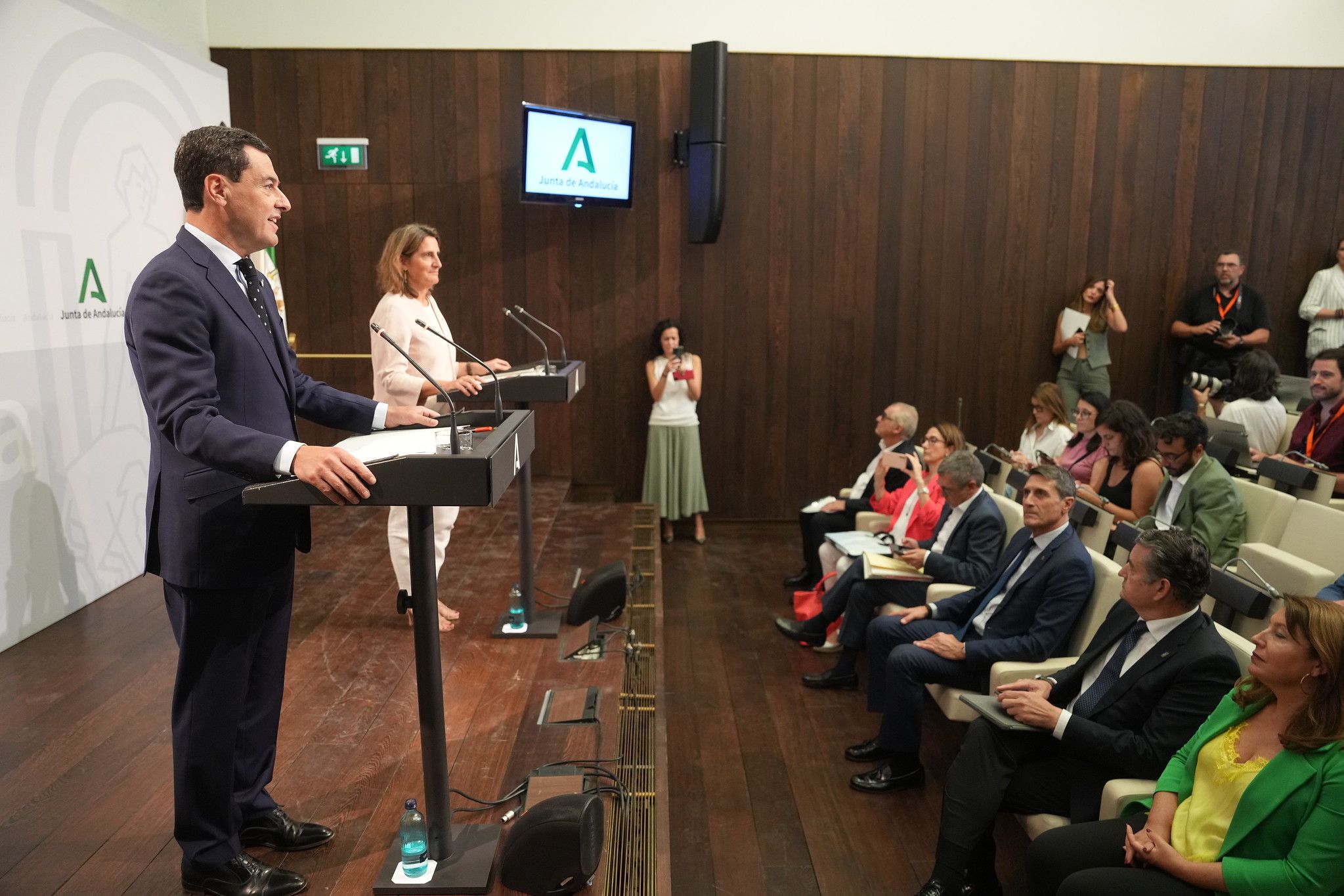 Moreno y Ribera, este martes, tras la cumbre entre Gobierno y Junta.