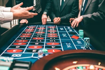 Cosas que debes tener en cuenta antes de apostar en los casinos en línea con dinero real.