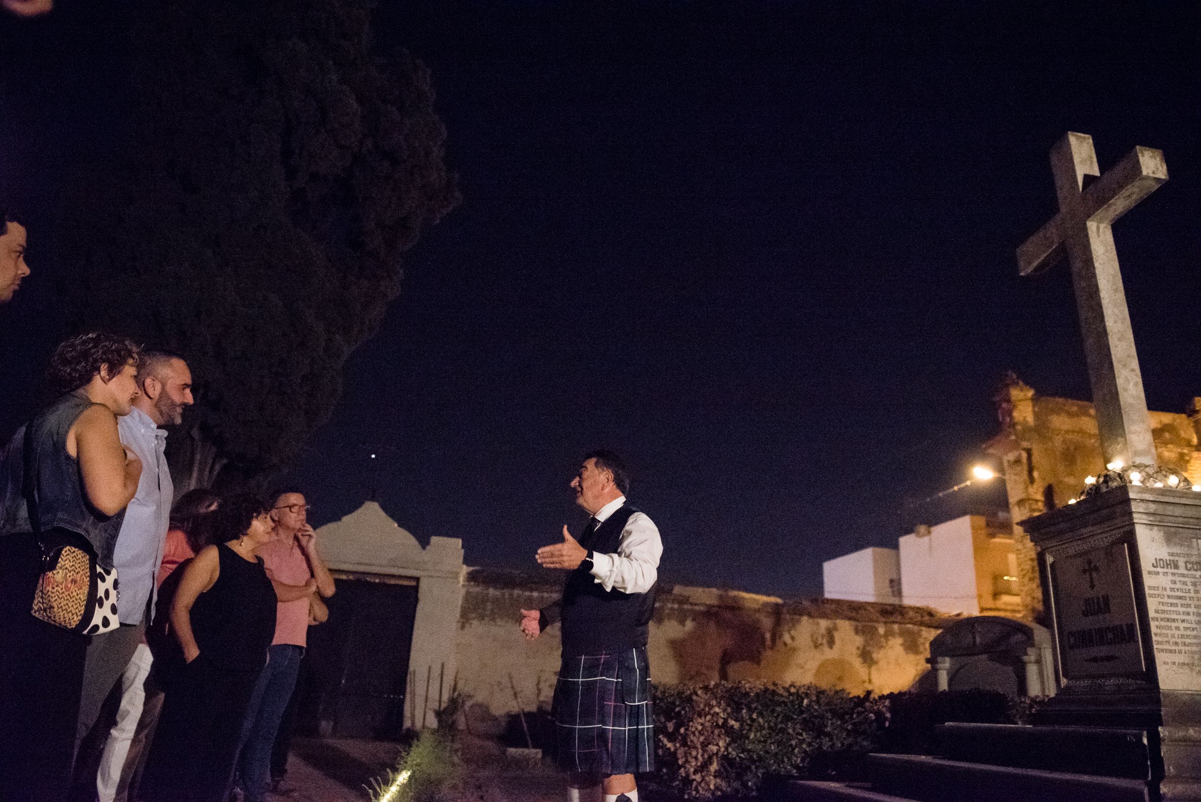 Un momento de la visita teatralizada, con temática inglesa.