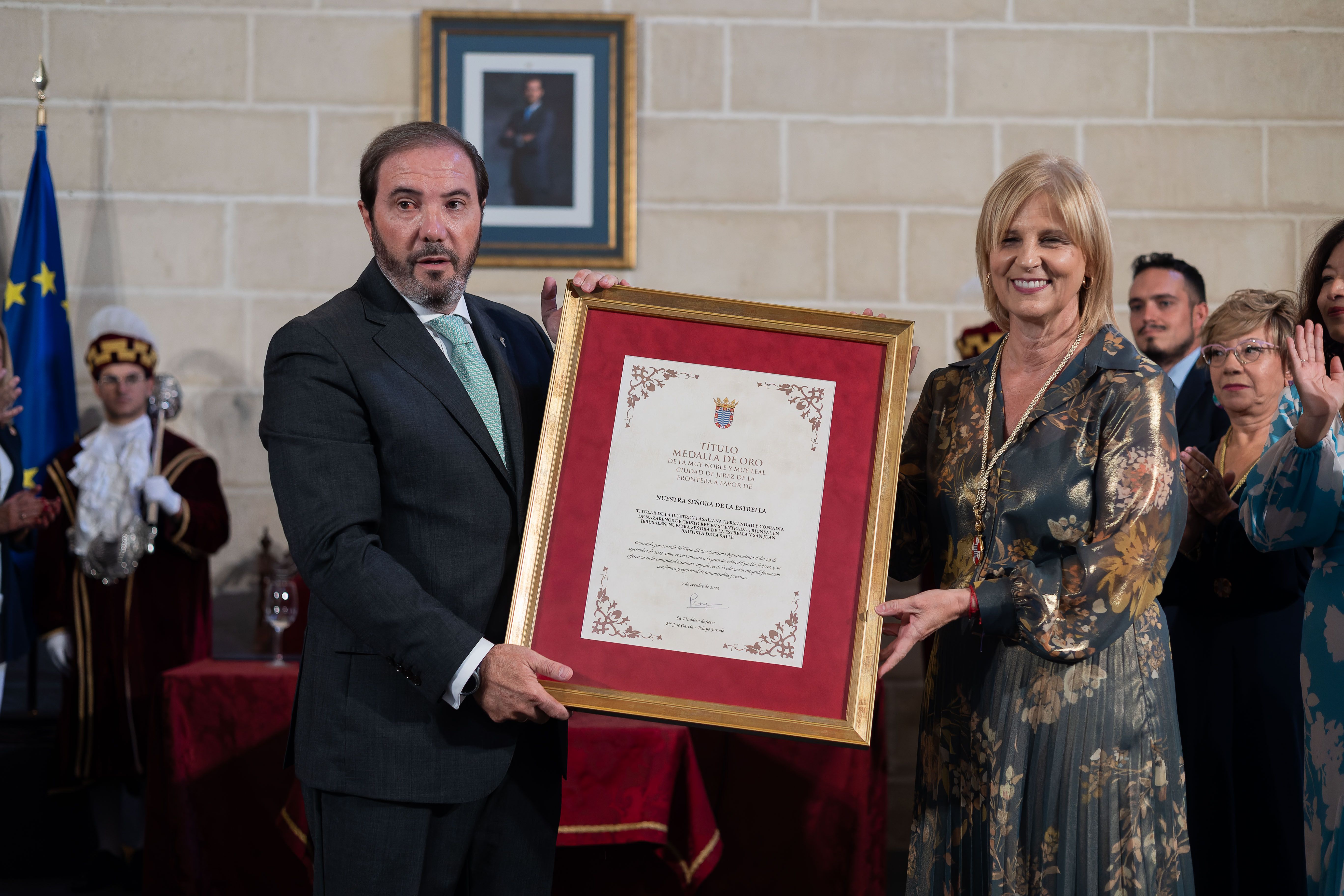 Concesión de la Medalla de Jerez a La Estrella