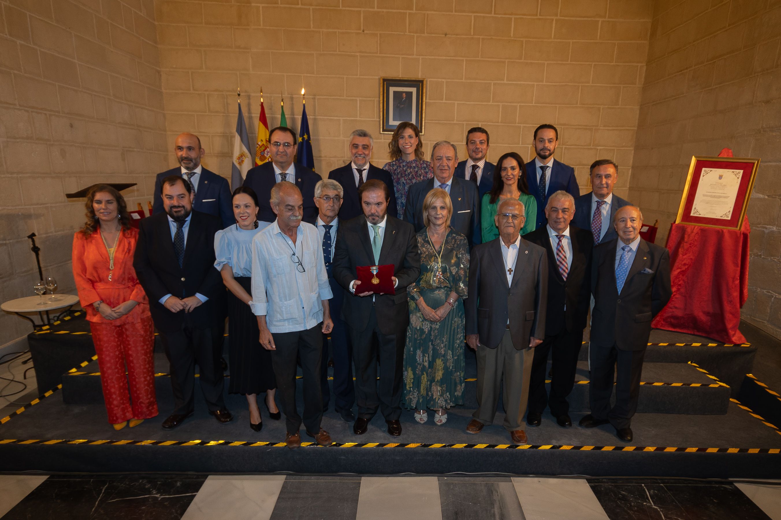 Concesión de la Medalla de Jerez a La Estrella