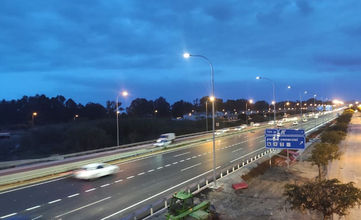 Un hombre siembra el caos en la autovía MA-20, en Málaga.