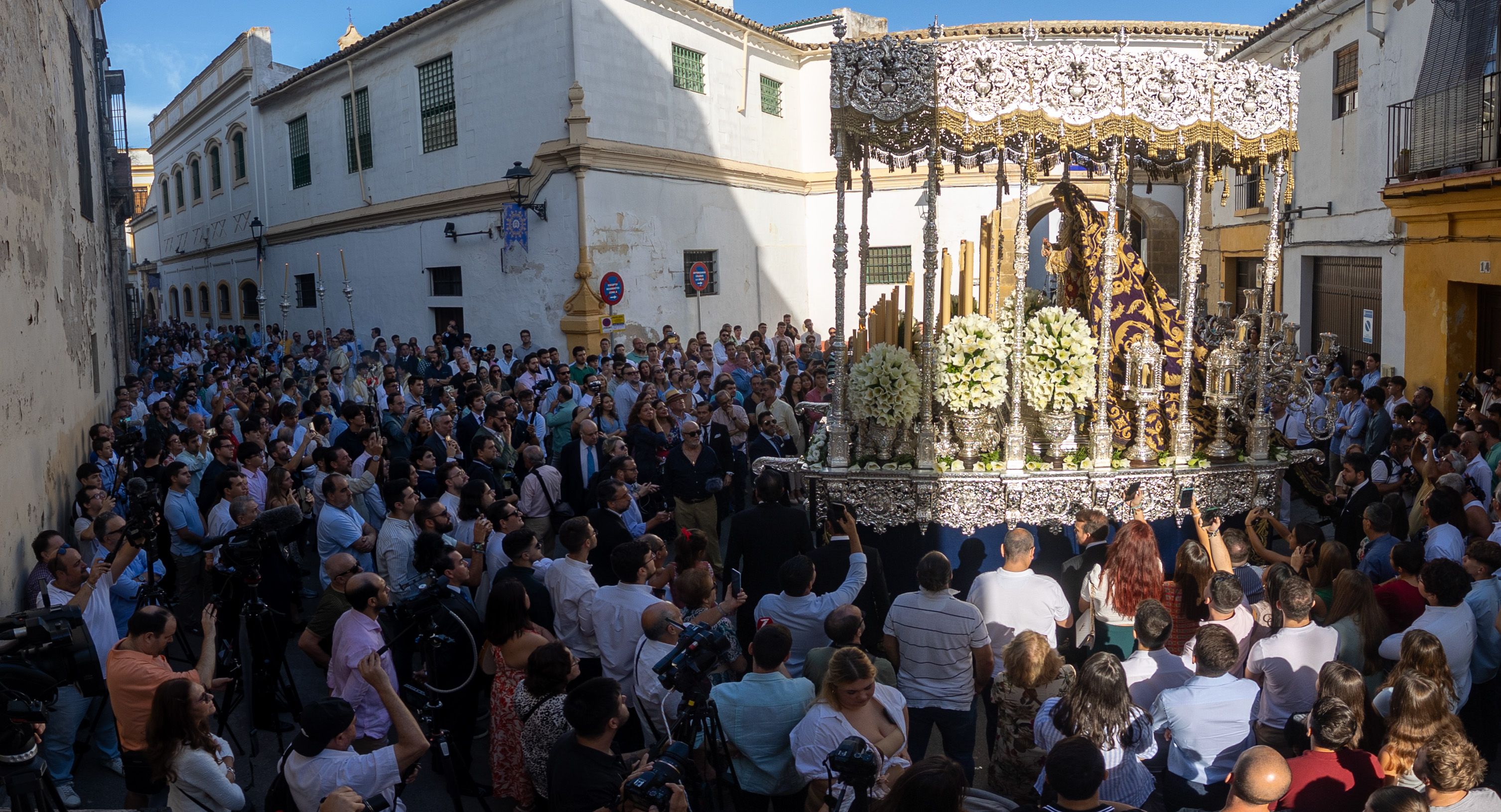 Salida procesional de la Virgen de la Estrella