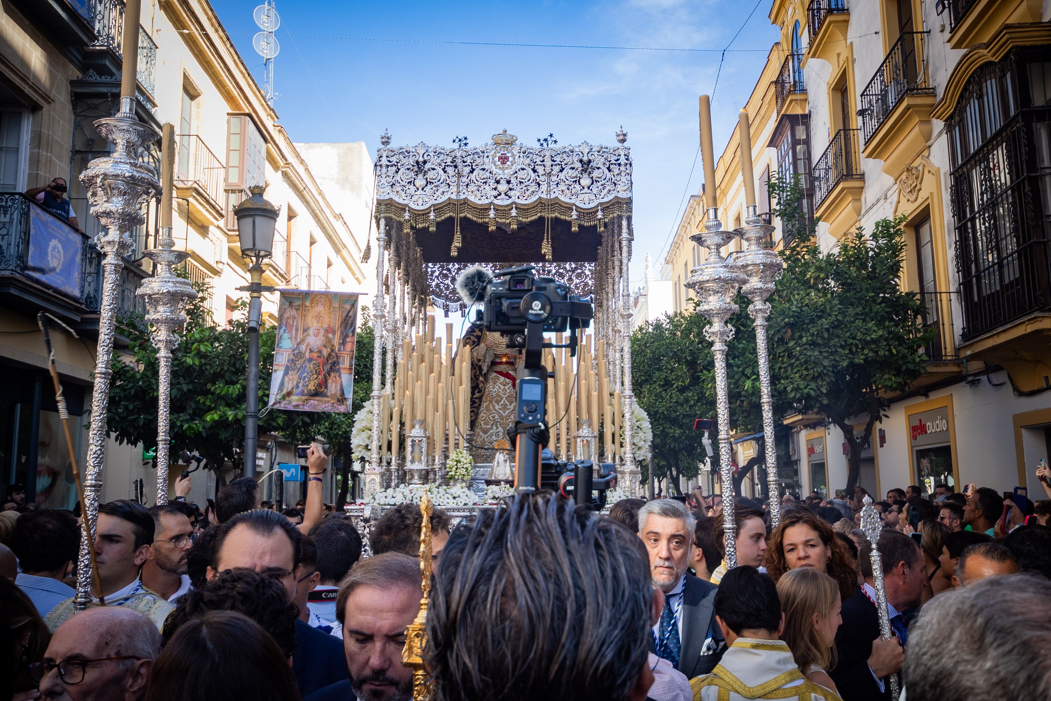 Salida procesional de la Virgen de la Estrella